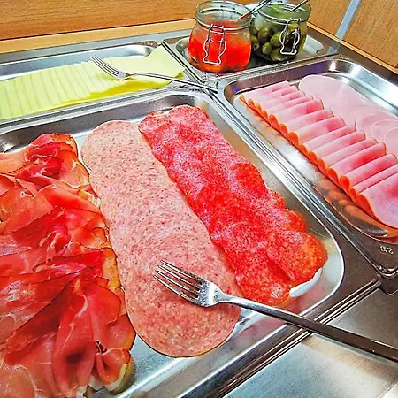 Motel Hohenems * ホーエネムス